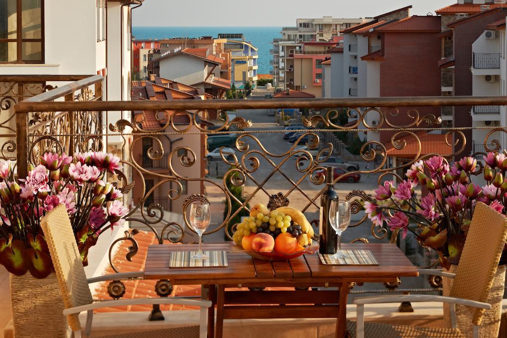 نيسيبار Stanny Court Aparthotel الغرفة الصورة