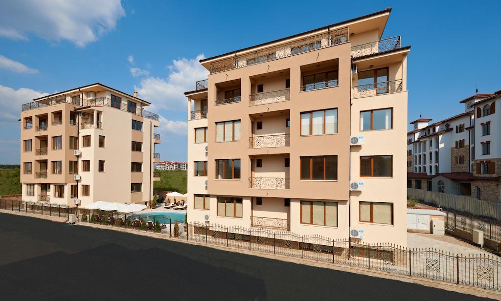 نيسيبار Stanny Court Aparthotel المظهر الخارجي الصورة